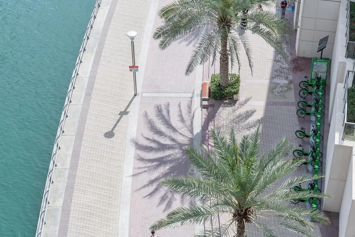Marina Oasis Cozy 1-Bed Flat With Stunning Views Apartment Dubai